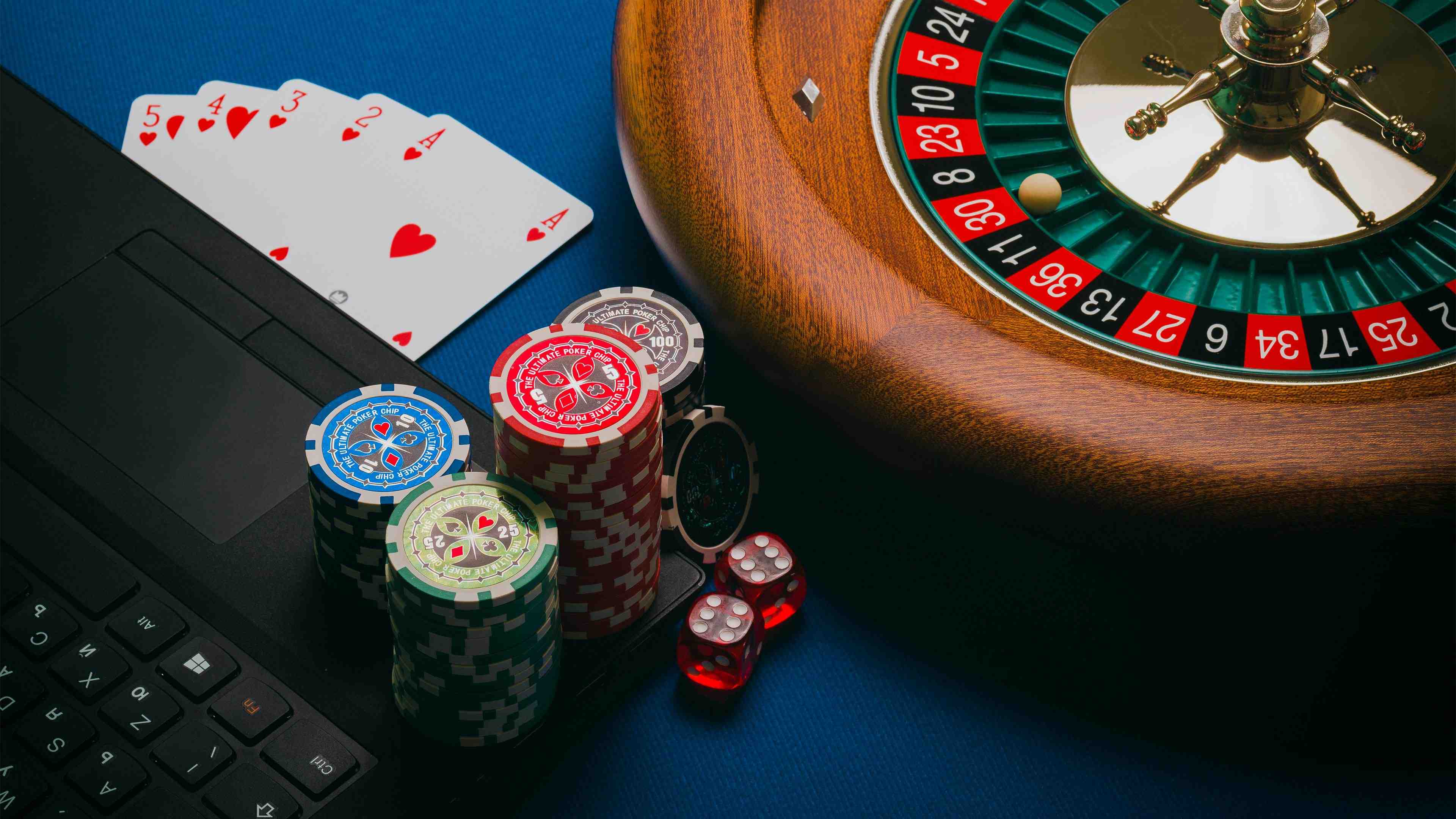Myanmar ကစားသူ 007slots ဆုငွေ Wave Money KBZPay ဖြင့် ထုတ်ယူနေသောမြင်ကွင်း